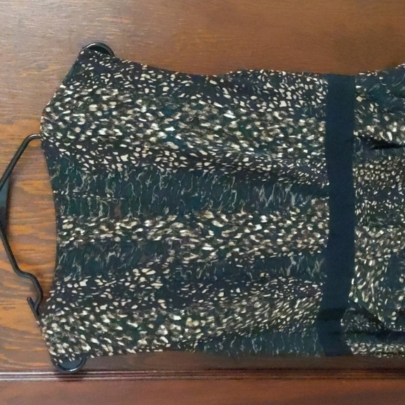 Cynthia Steffe Ruffle V Neck Animal Print Straight Silk Dress Size 12 - Picture 10 of 13